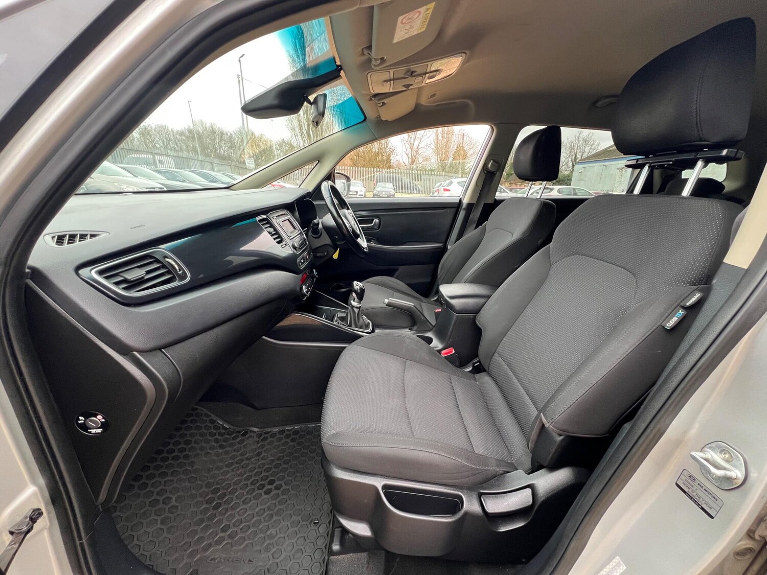 Used Kia Carens 2014 for sale - 77645711: Photo 58