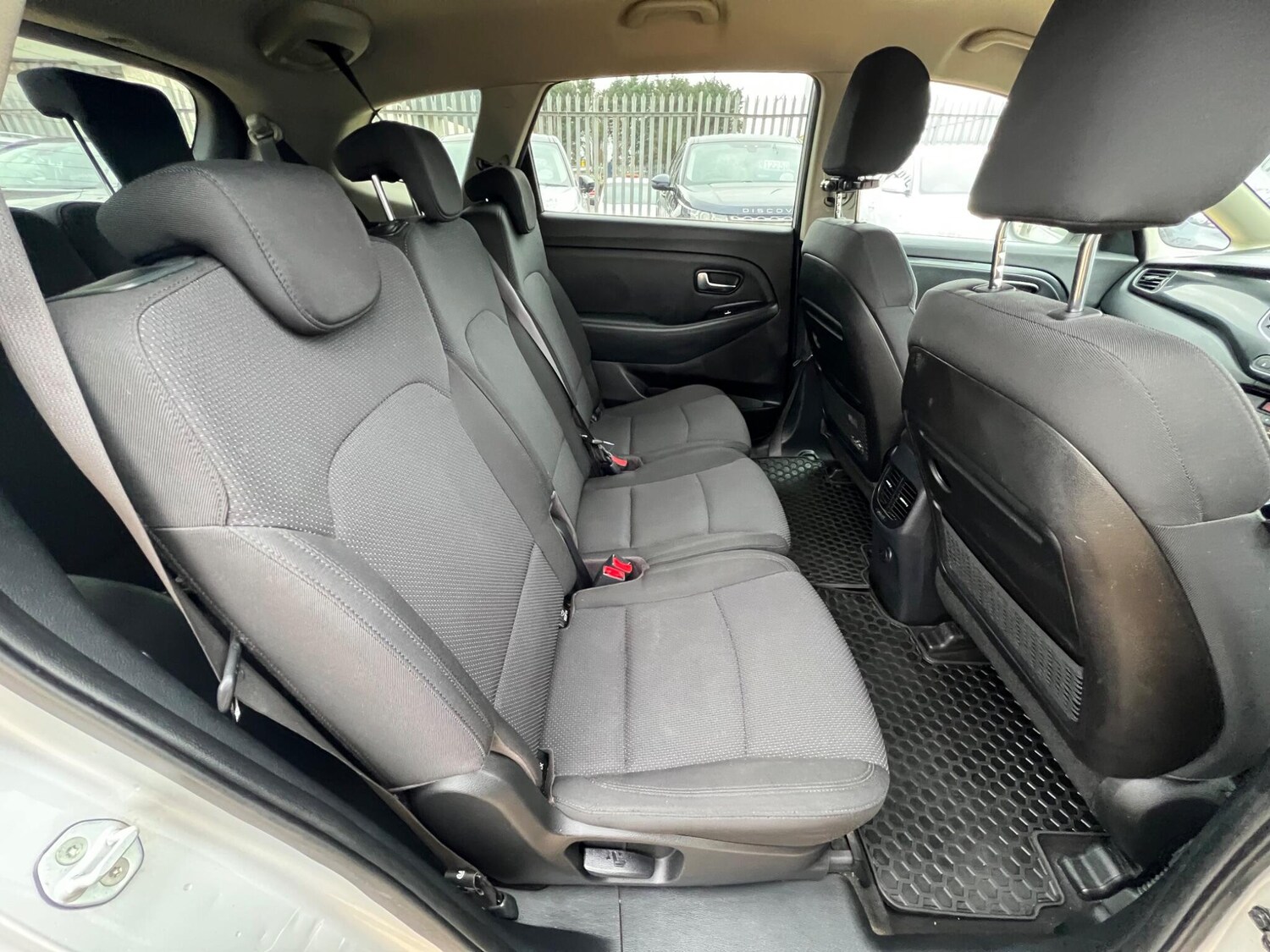 Used Kia Carens 2014 for sale - 77645711: Photo 62