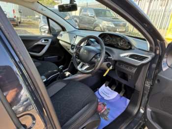 Used Peugeot 2008 2017 for sale - 74827383: Photo