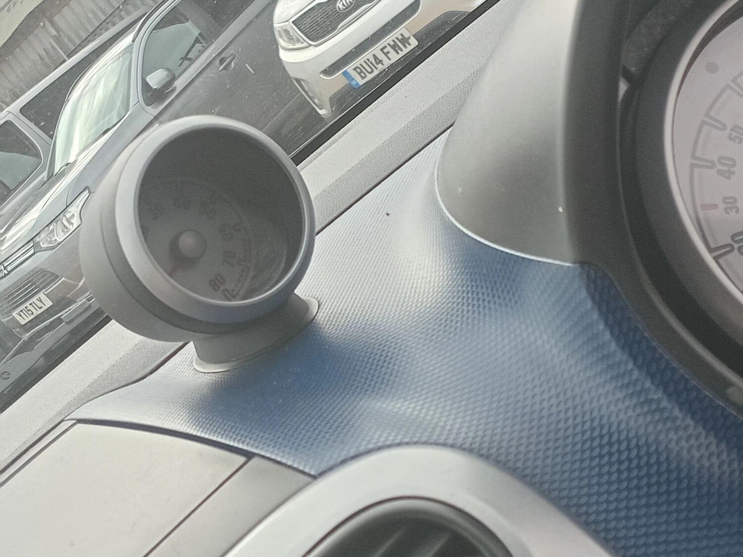 Used Vauxhall Agila 2010 for sale - 77658375: Photo 20