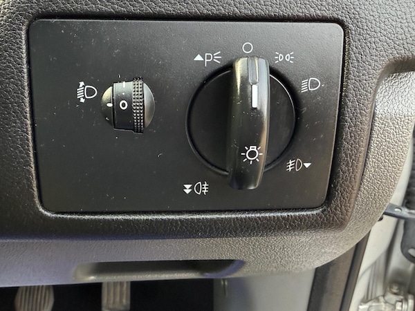Used Ford Focus 2010 for sale - 76032043: Photo 26