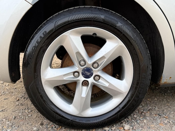 Used Ford Focus 2010 for sale - 76032043: Photo 44