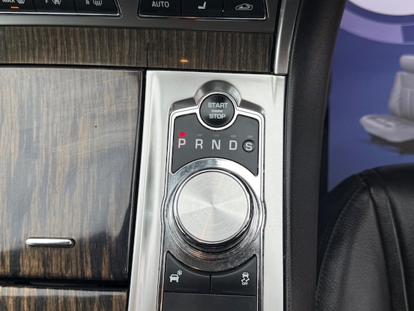 Used Jaguar XF 2015 for sale - 76200242: Photo 28
