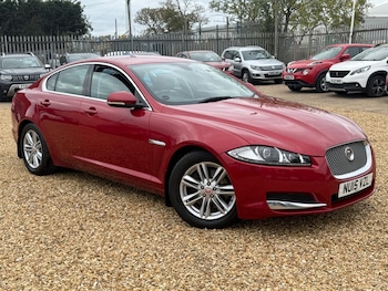 Used Jaguar XF 2015 for sale - 76200242: Photo 2