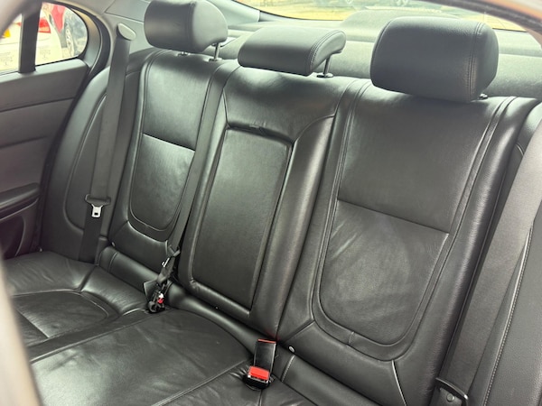 Used Jaguar XF 2015 for sale - 76200242: Photo 42