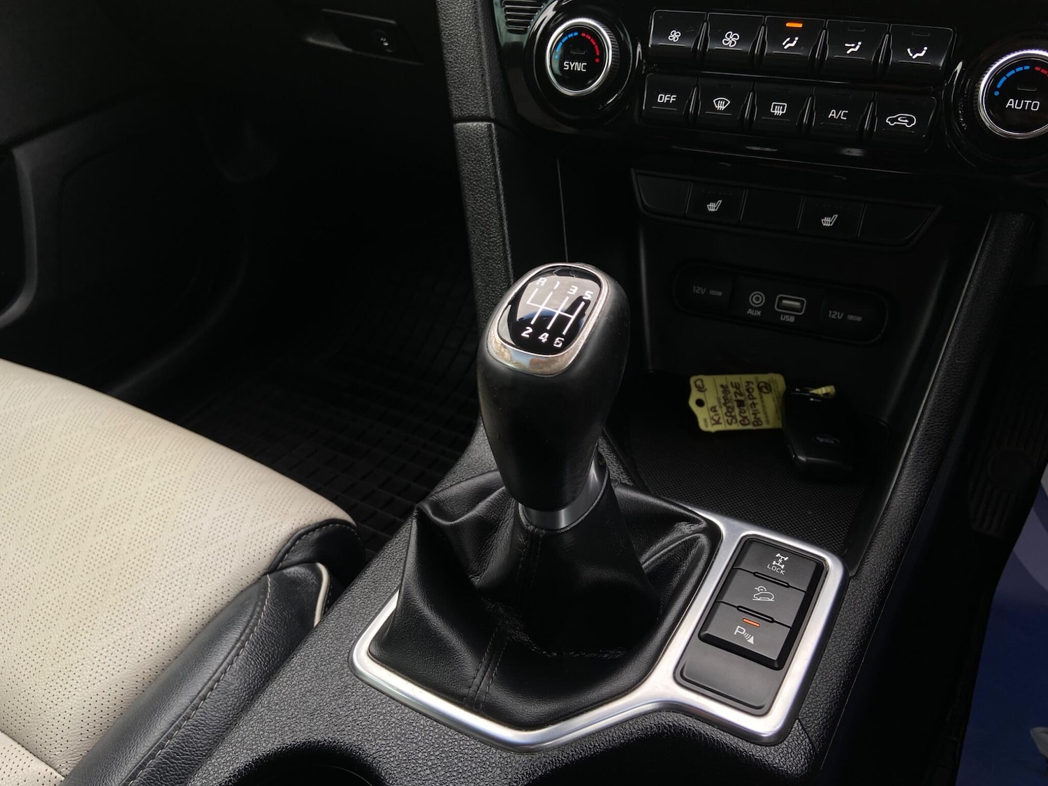 Used Kia Sportage 2017 for sale - 76271024: Photo 51