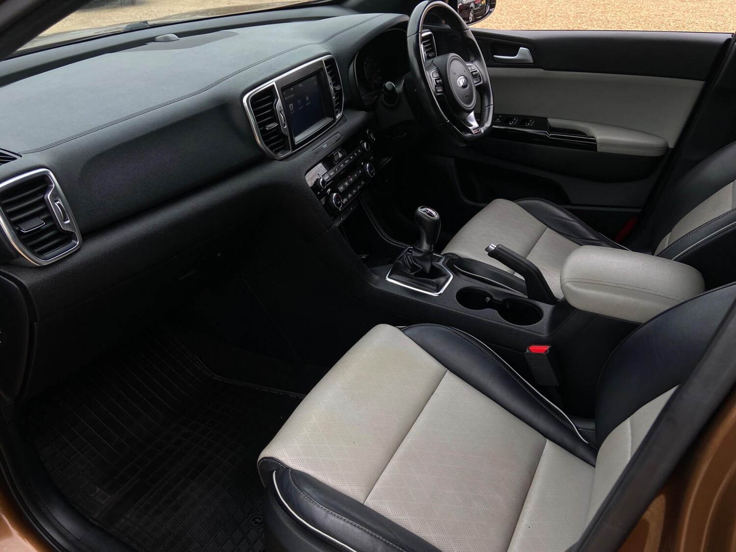 Used Kia Sportage 2017 for sale - 76271024: Photo 57