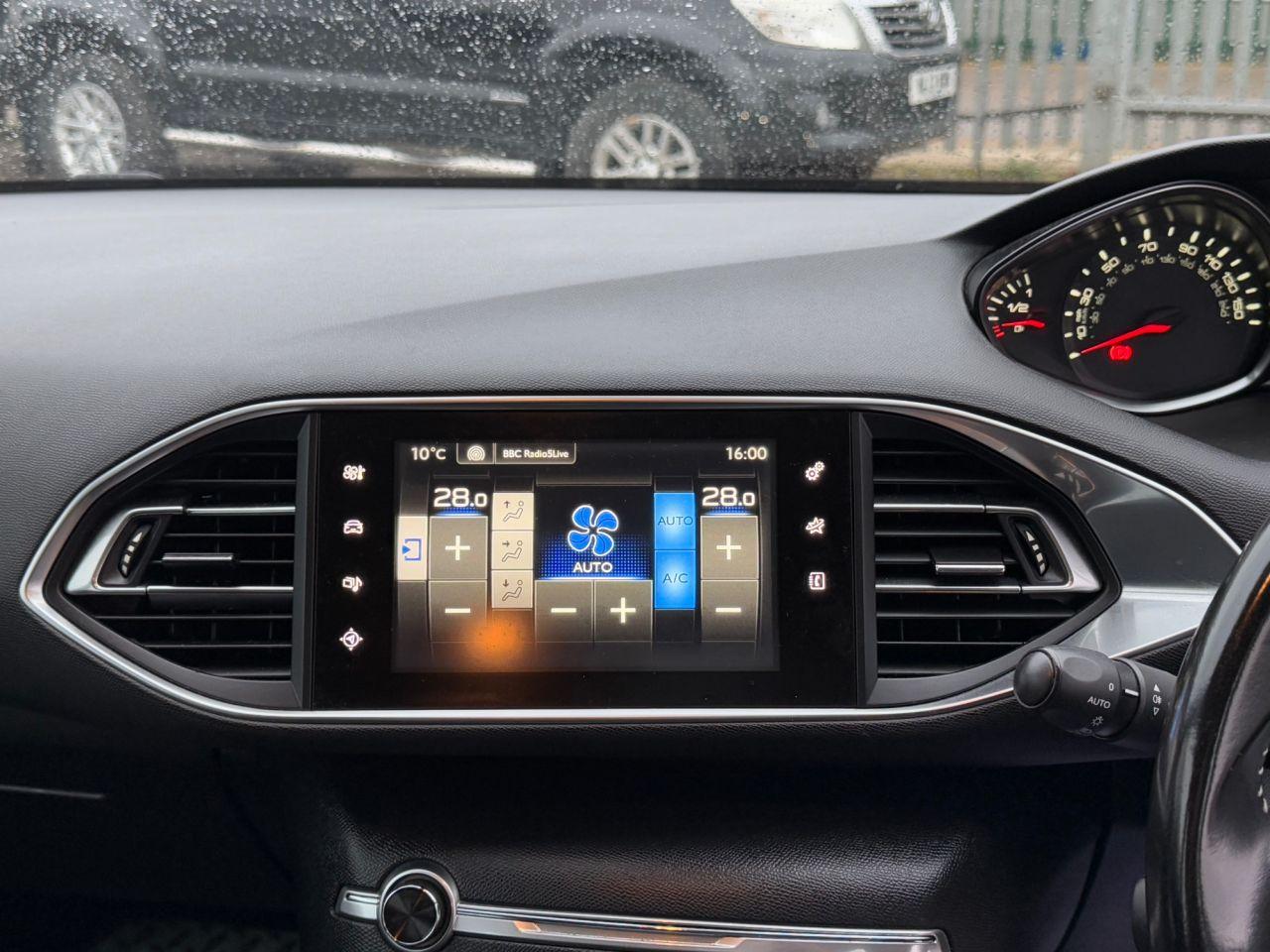 Used Peugeot 308 2015 for sale - 76855667: Photo 17