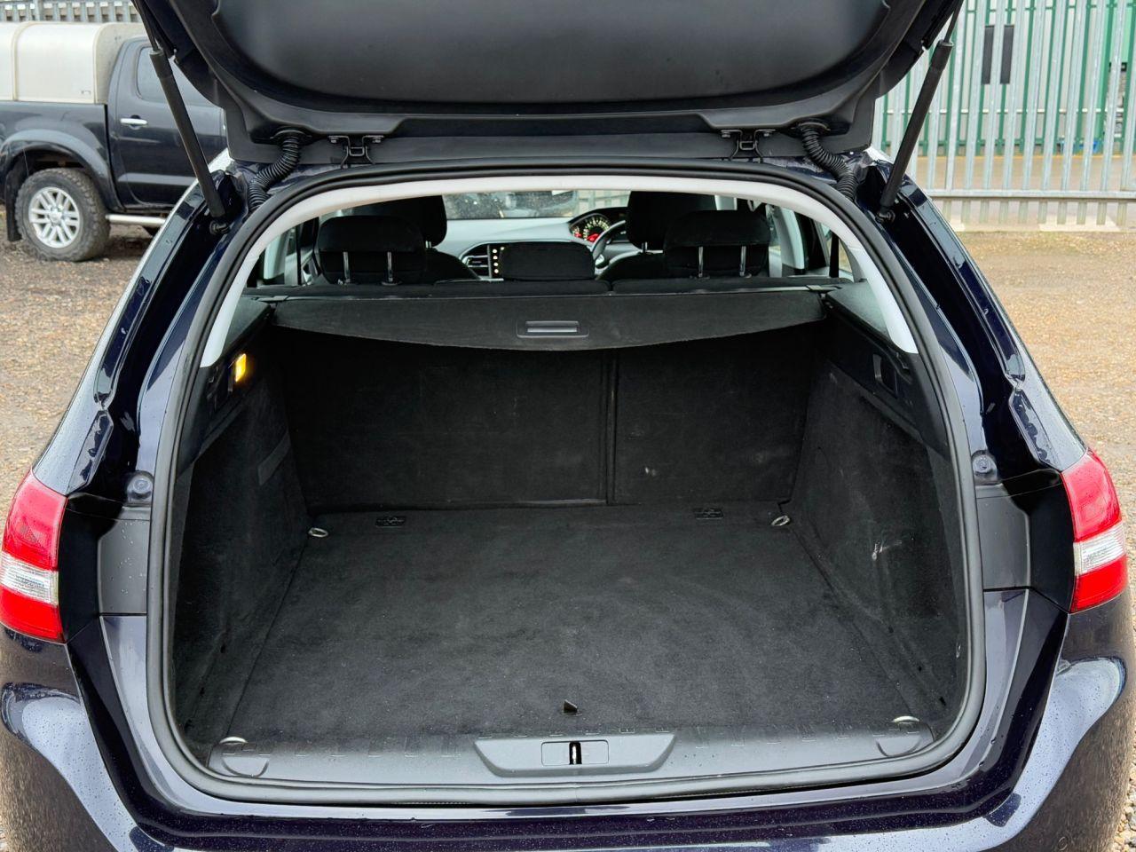 Used Peugeot 308 2015 for sale - 76855667: Photo 38