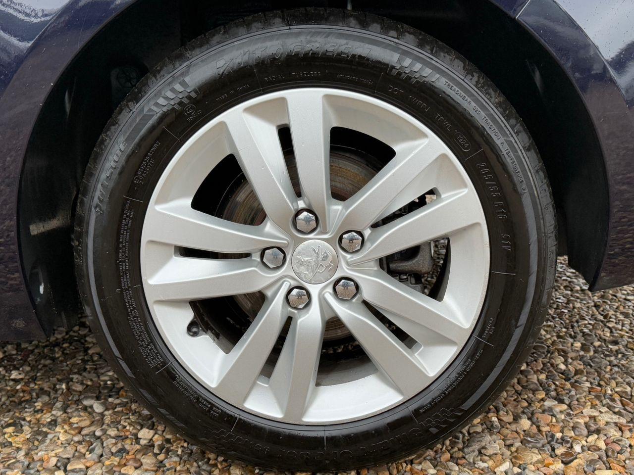 Used Peugeot 308 2015 for sale - 76855667: Photo 40