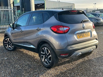 Used Renault Captur 2016 for sale - 75600631: Photo