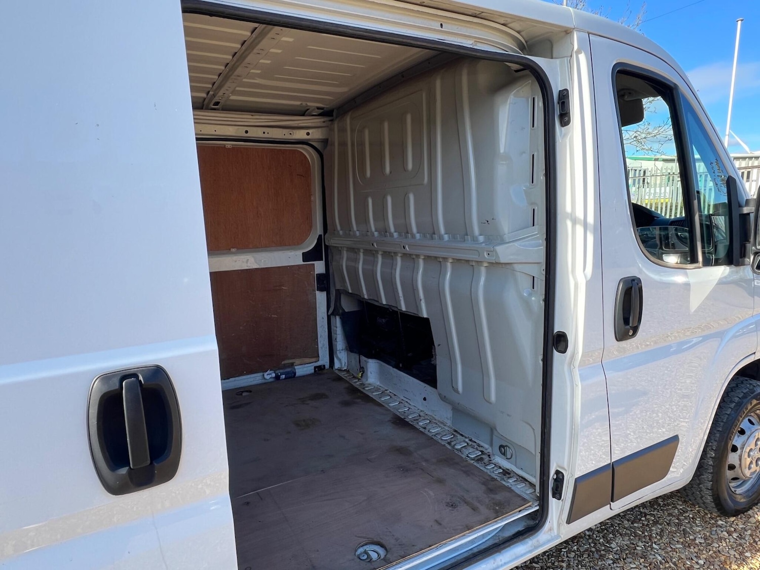 Used Peugeot Boxer 2017 for sale - 76995482: Photo 12