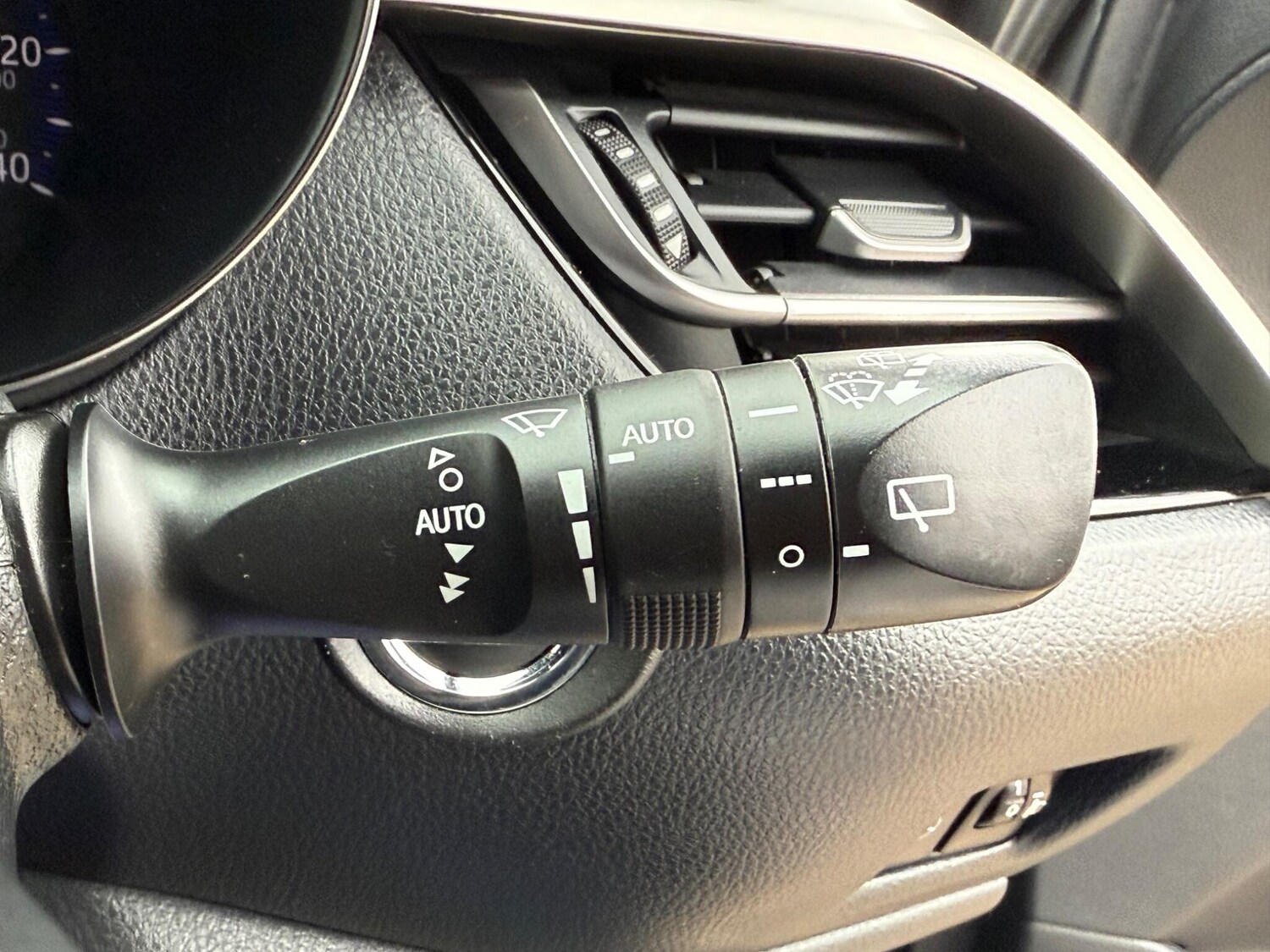 Used Toyota C-HR 2019 for sale - 75965045: Photo 22