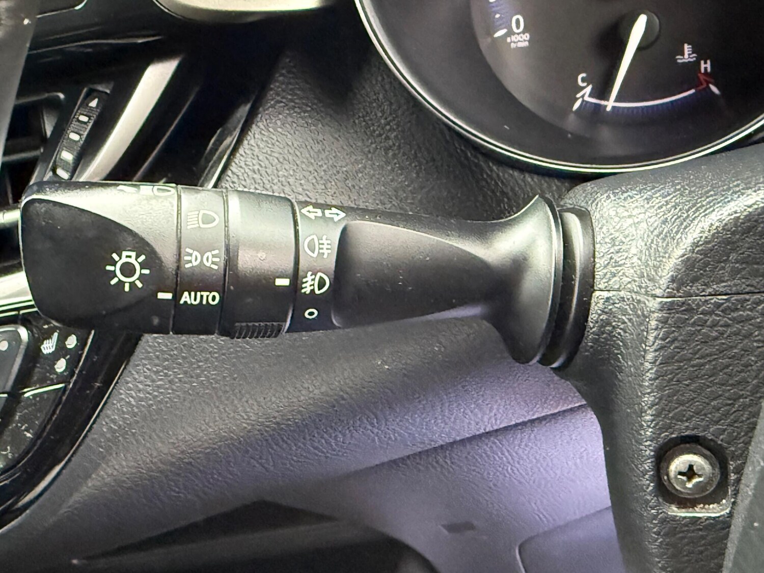 Used Toyota C-HR 2019 for sale - 75965045: Photo 23