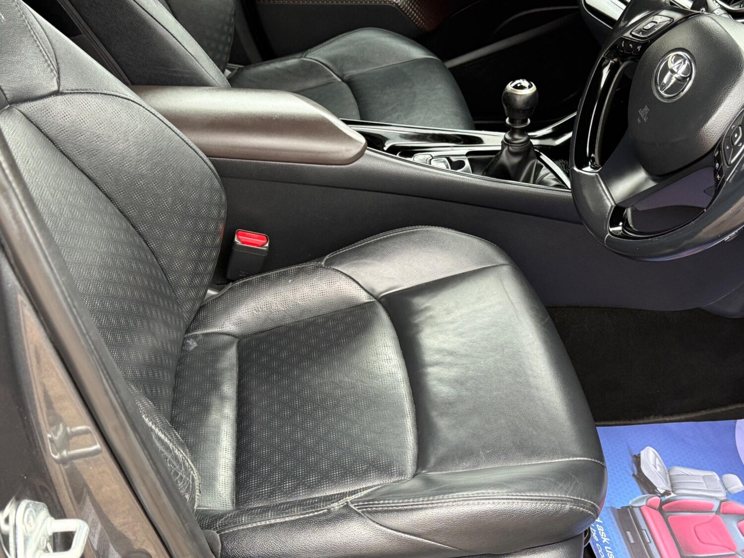 Used Toyota C-HR 2019 for sale - 75965045: Photo 37