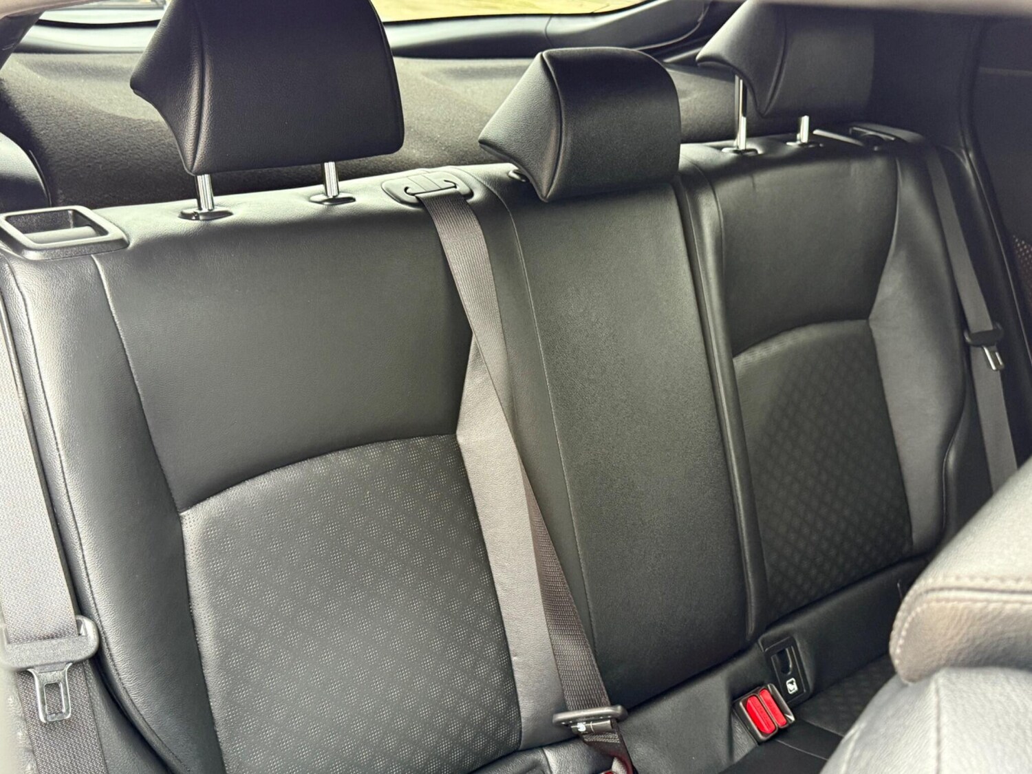 Used Toyota C-HR 2019 for sale - 75965045: Photo 39