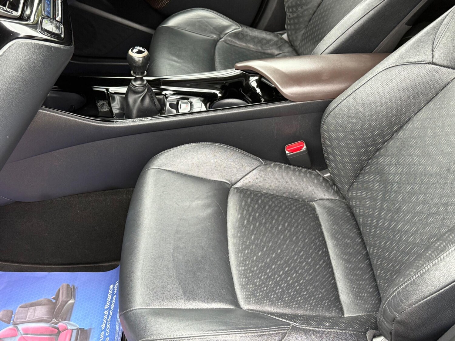 Used Toyota C-HR 2019 for sale - 75965045: Photo 40