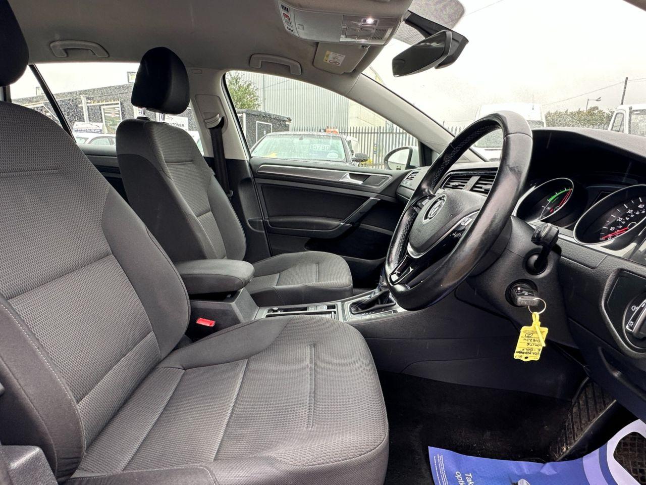 Used Volkswagen Golf 2018 for sale - 77066361: Photo 10