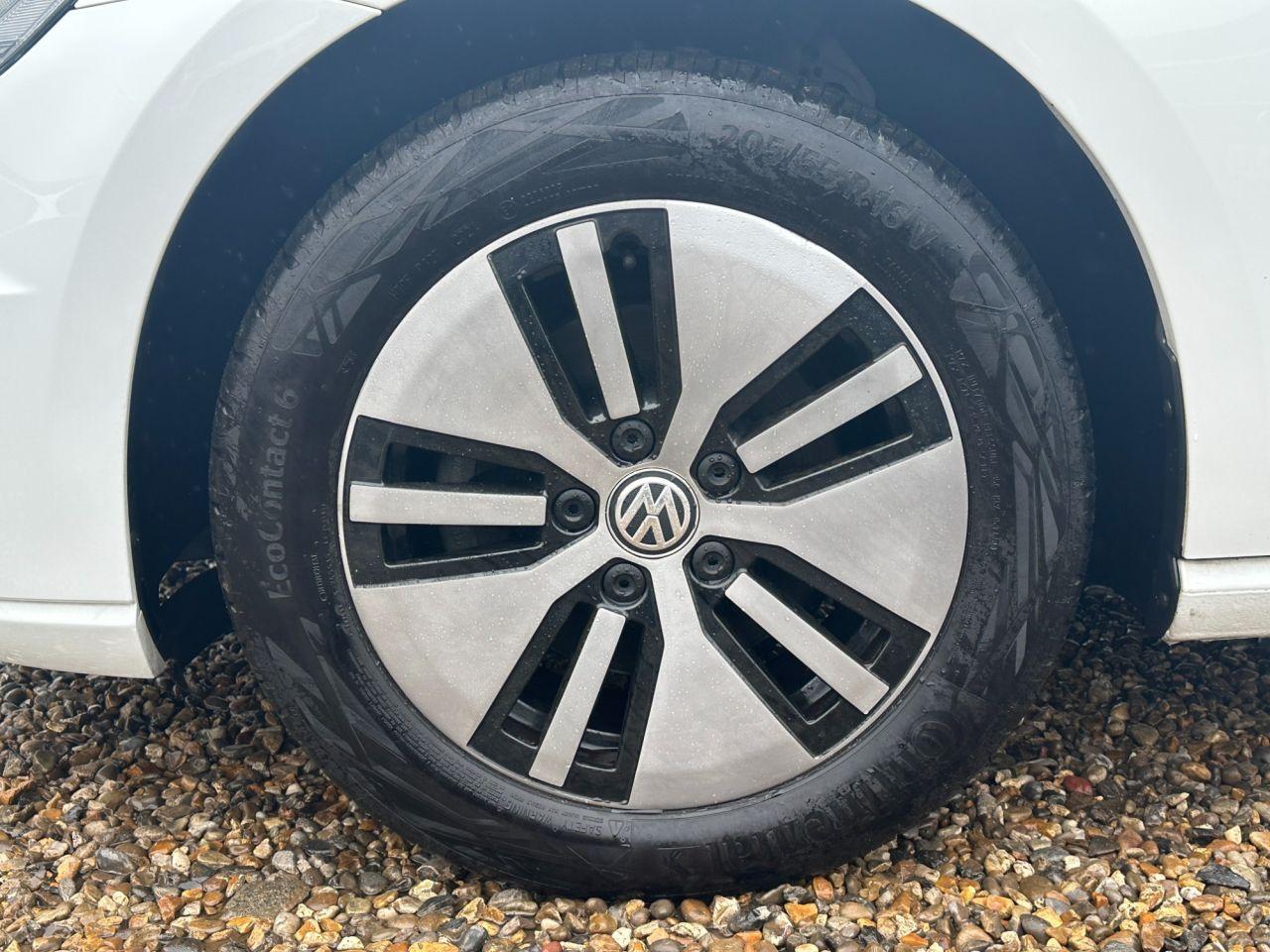 Used Volkswagen Golf 2018 for sale - 77066361: Photo 27