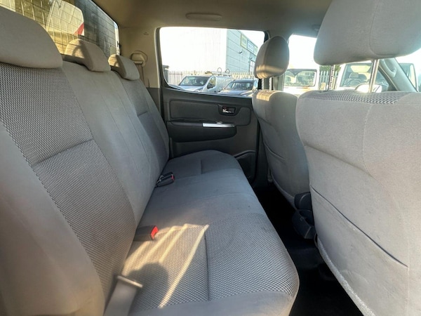 Used Toyota Hilux 2013 for sale - 75600909: Photo 28