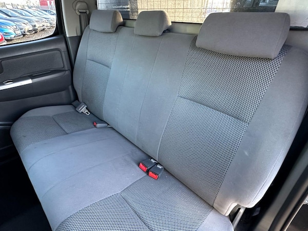 Used Toyota Hilux 2013 for sale - 75600909: Photo 32