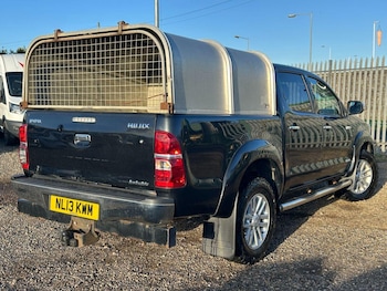 Used Toyota Hilux 2013 for sale - 75600909: Photo
