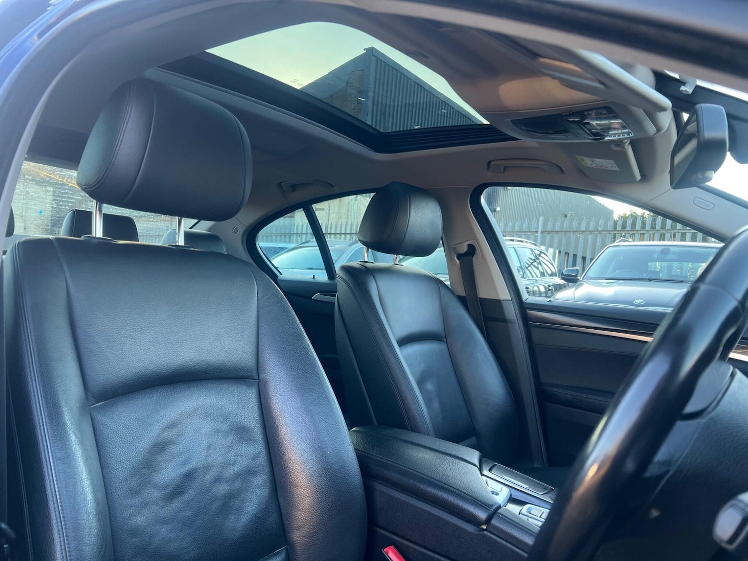 Used BMW 5 Series 2015 for sale - 77074568: Photo 27