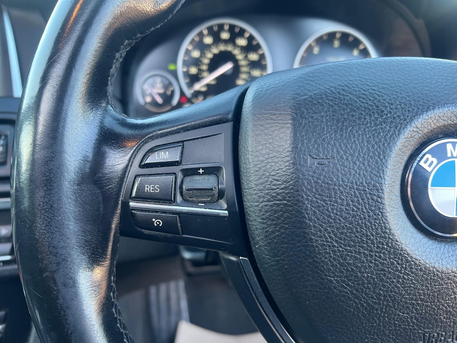 Used BMW 5 Series 2015 for sale - 77074568: Photo 32