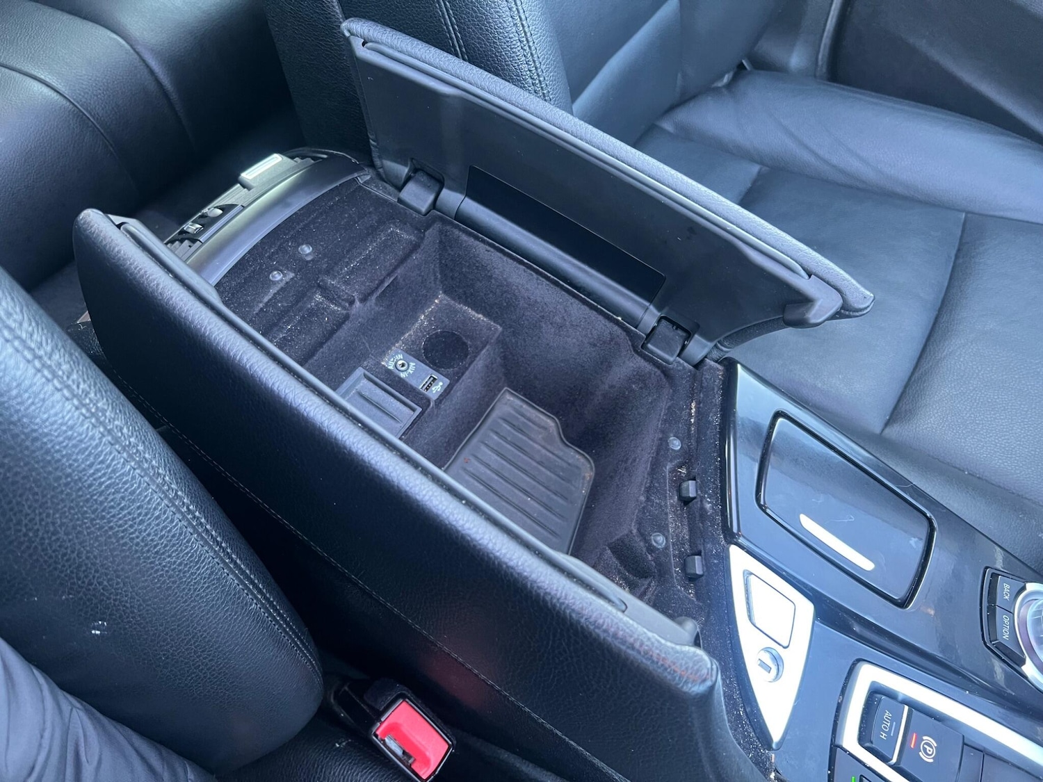 Used BMW 5 Series 2015 for sale - 77074568: Photo 56