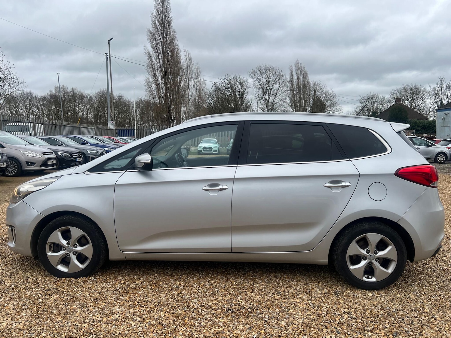 Used Kia Carens 2014 for sale - 77982264: Photo 12