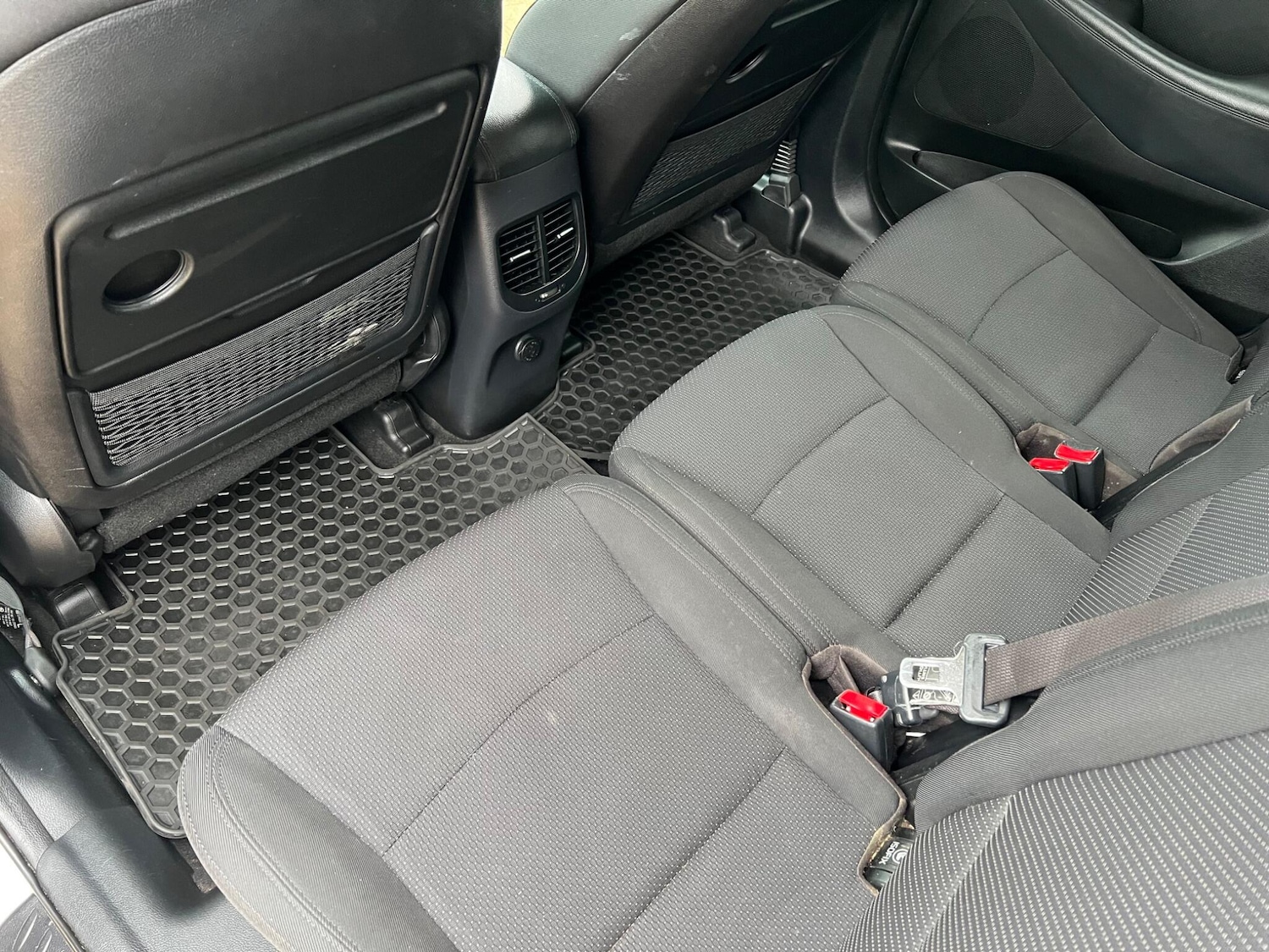 Used Kia Carens 2014 for sale - 77982264: Photo 69