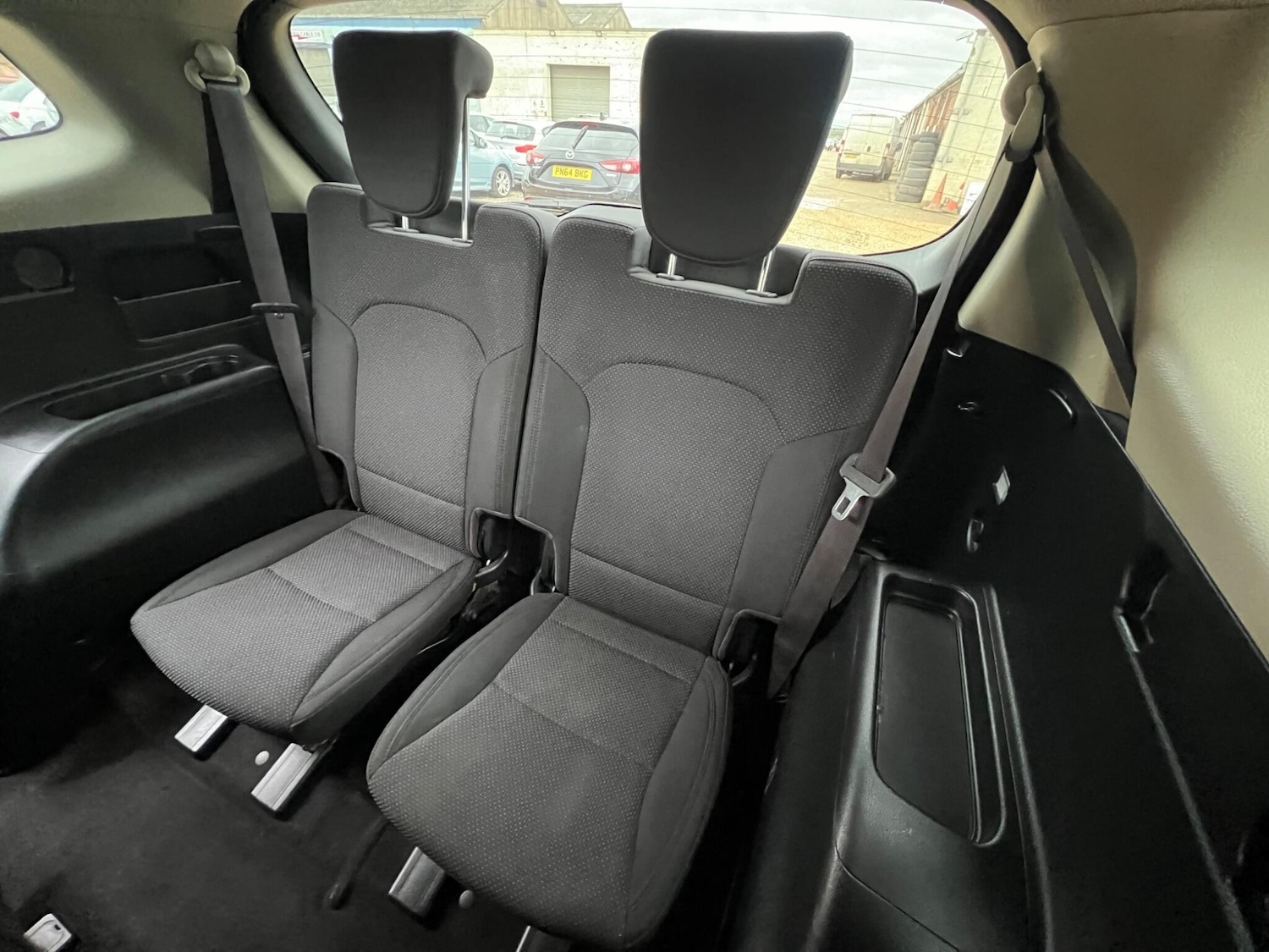 Used Kia Carens 2014 for sale - 77982264: Photo 73