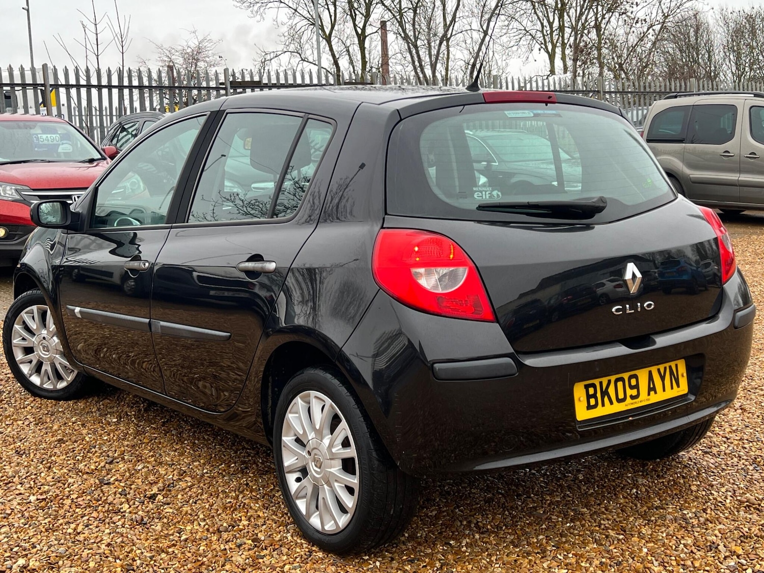 Used Renault Clio 2009 for sale - 77155390: Photo 11