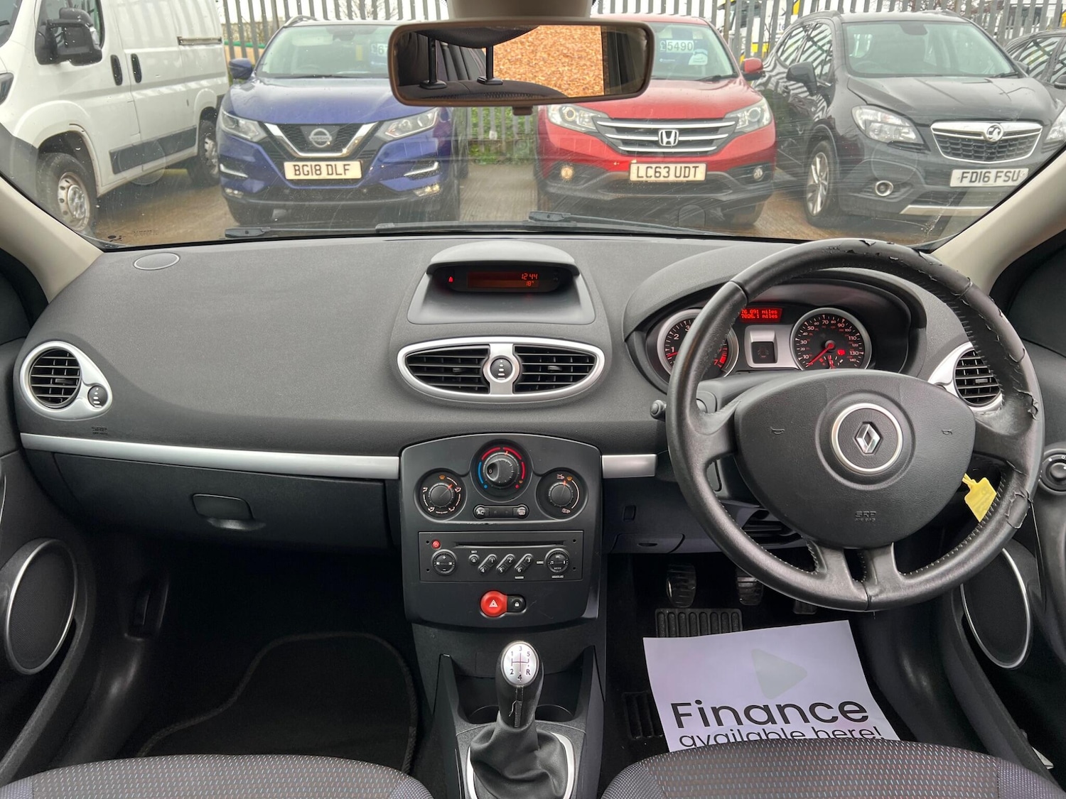 Used Renault Clio 2009 for sale - 77155390: Photo 25