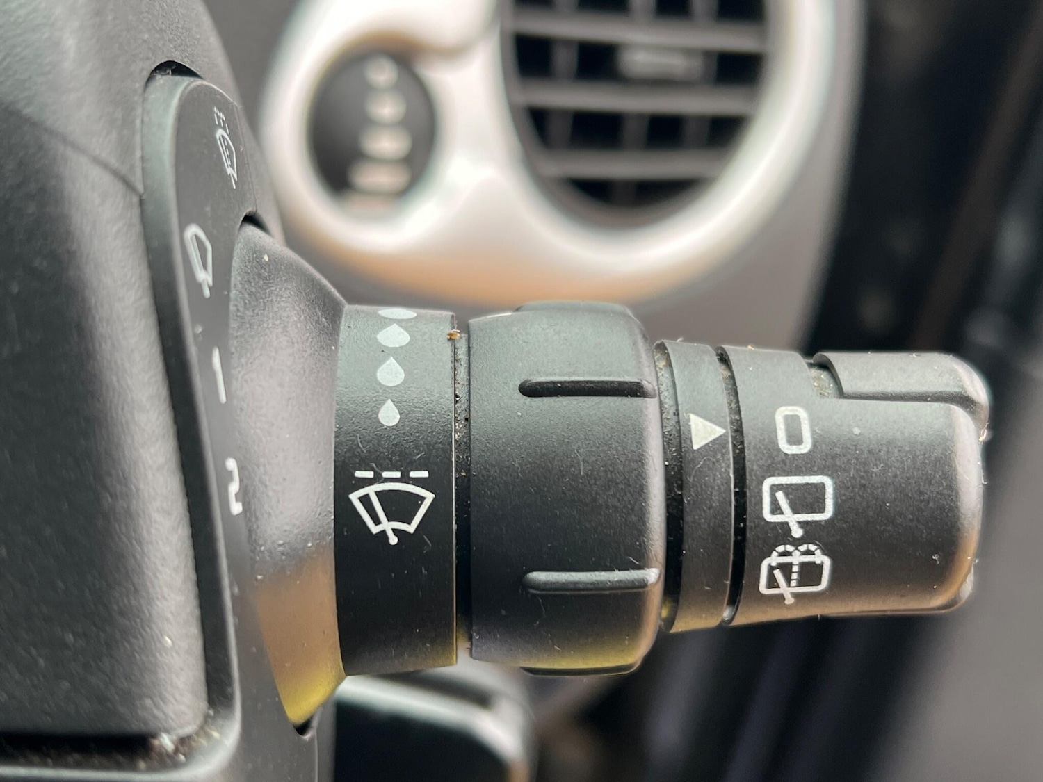 Used Renault Clio 2009 for sale - 77155390: Photo 29