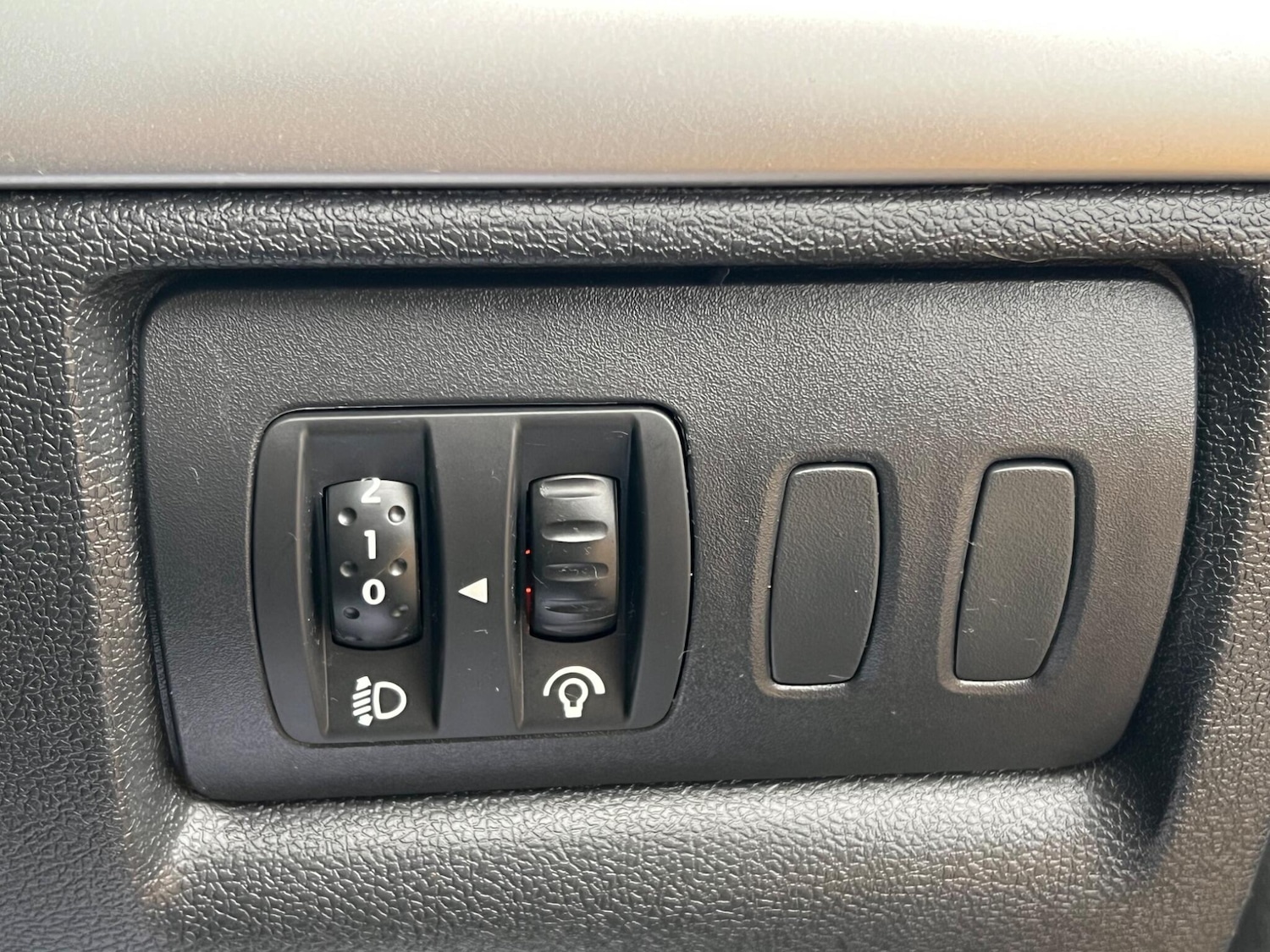 Used Renault Clio 2009 for sale - 77155390: Photo 31