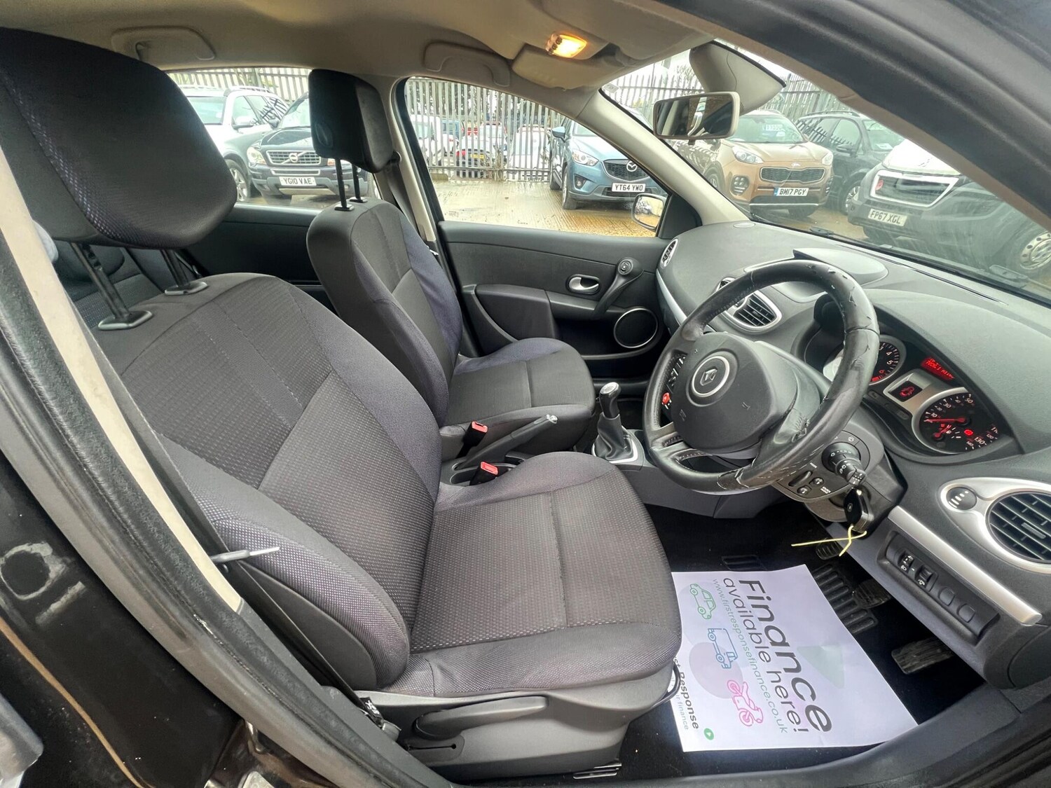 Used Renault Clio 2009 for sale - 77155390: Photo 42