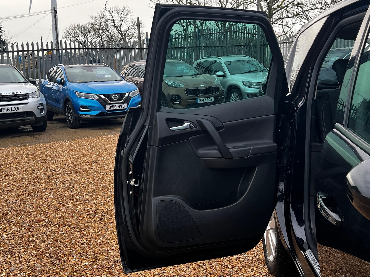 Used Vauxhall Meriva 2011 for sale - 76975839: Photo 36