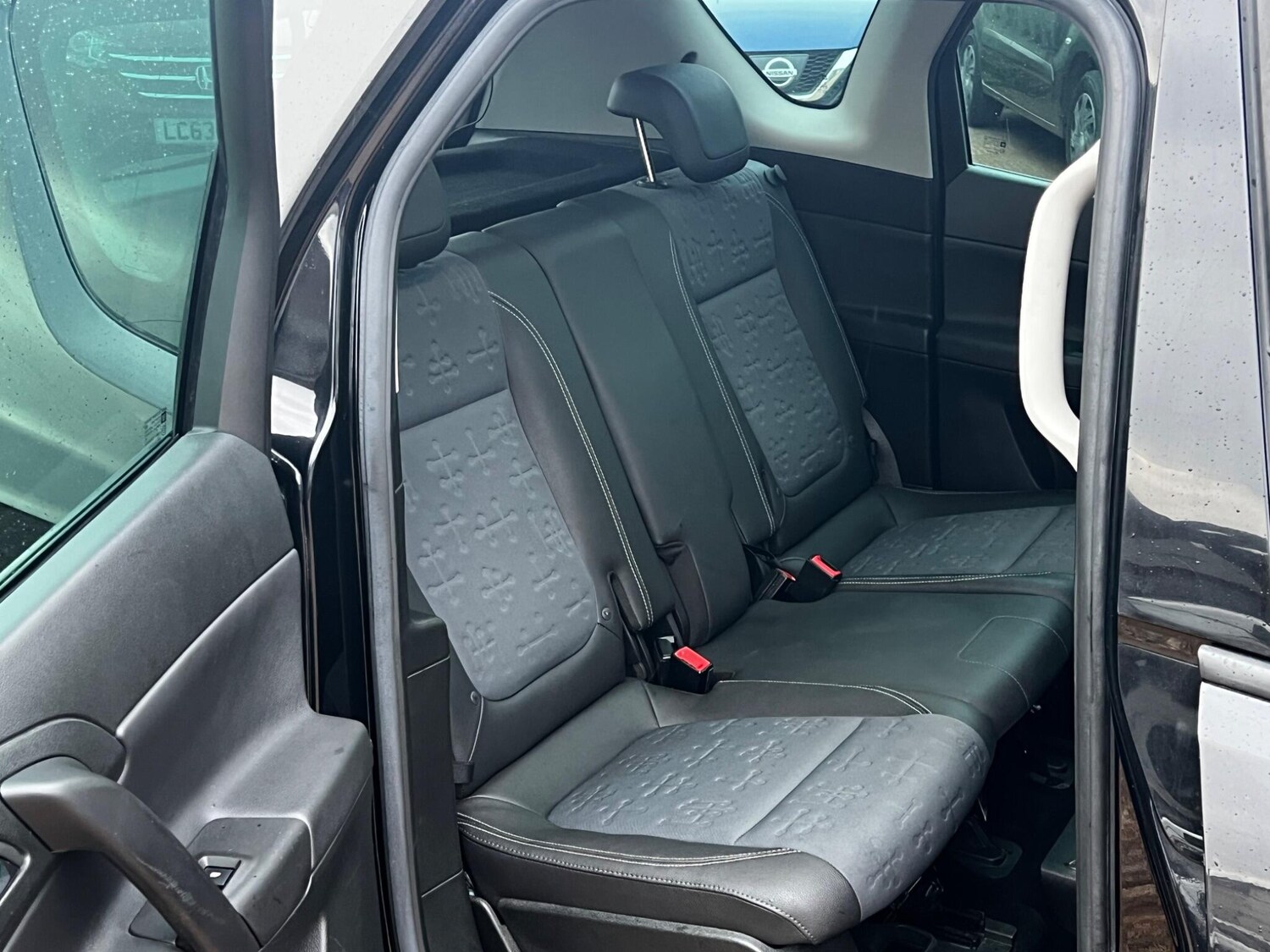 Used Vauxhall Meriva 2011 for sale - 76975839: Photo 37