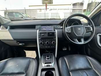 Used Land Rover Discovery Sport 2016 for sale - 74968336: Photo
