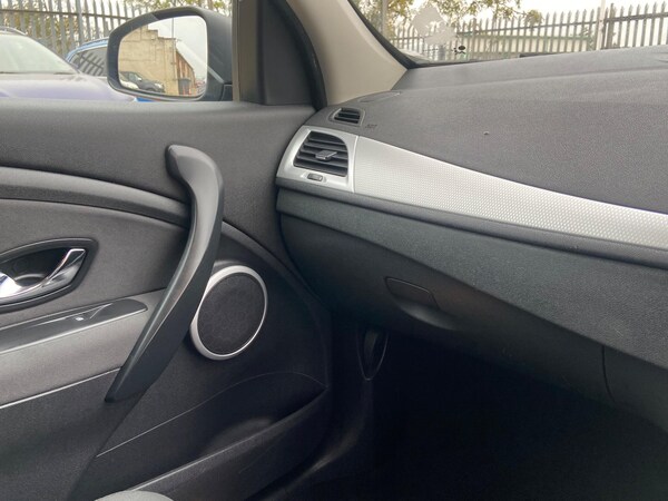 Used Renault Megane 2012 for sale - 76214998: Photo 40