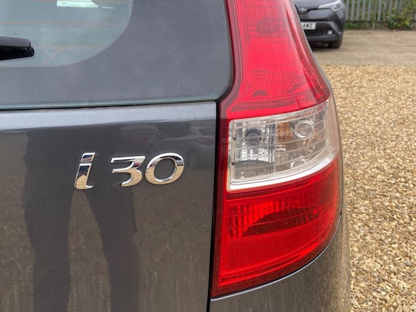 Used Hyundai i30 2010 for sale - 76259985: Photo 17