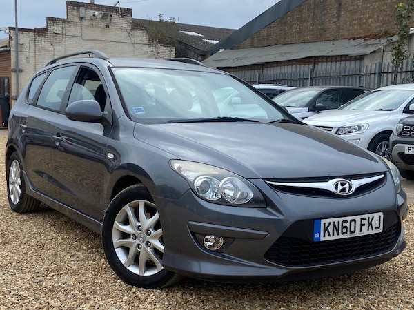 Used Hyundai i30 2010 for sale - 76259985: Photo 1