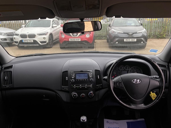 Used Hyundai i30 2010 for sale - 76259985: Photo 27