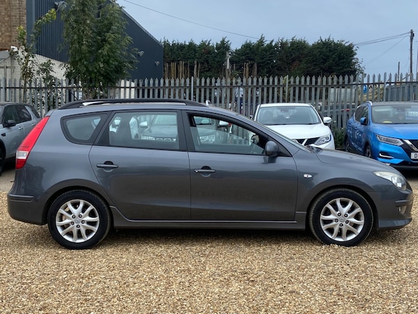 Used Hyundai i30 2010 for sale - 76259985: Photo 7