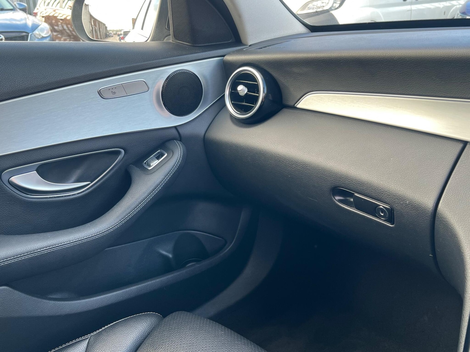 Used Mercedes-Benz C Class 2016 for sale - 77559110: Photo 54