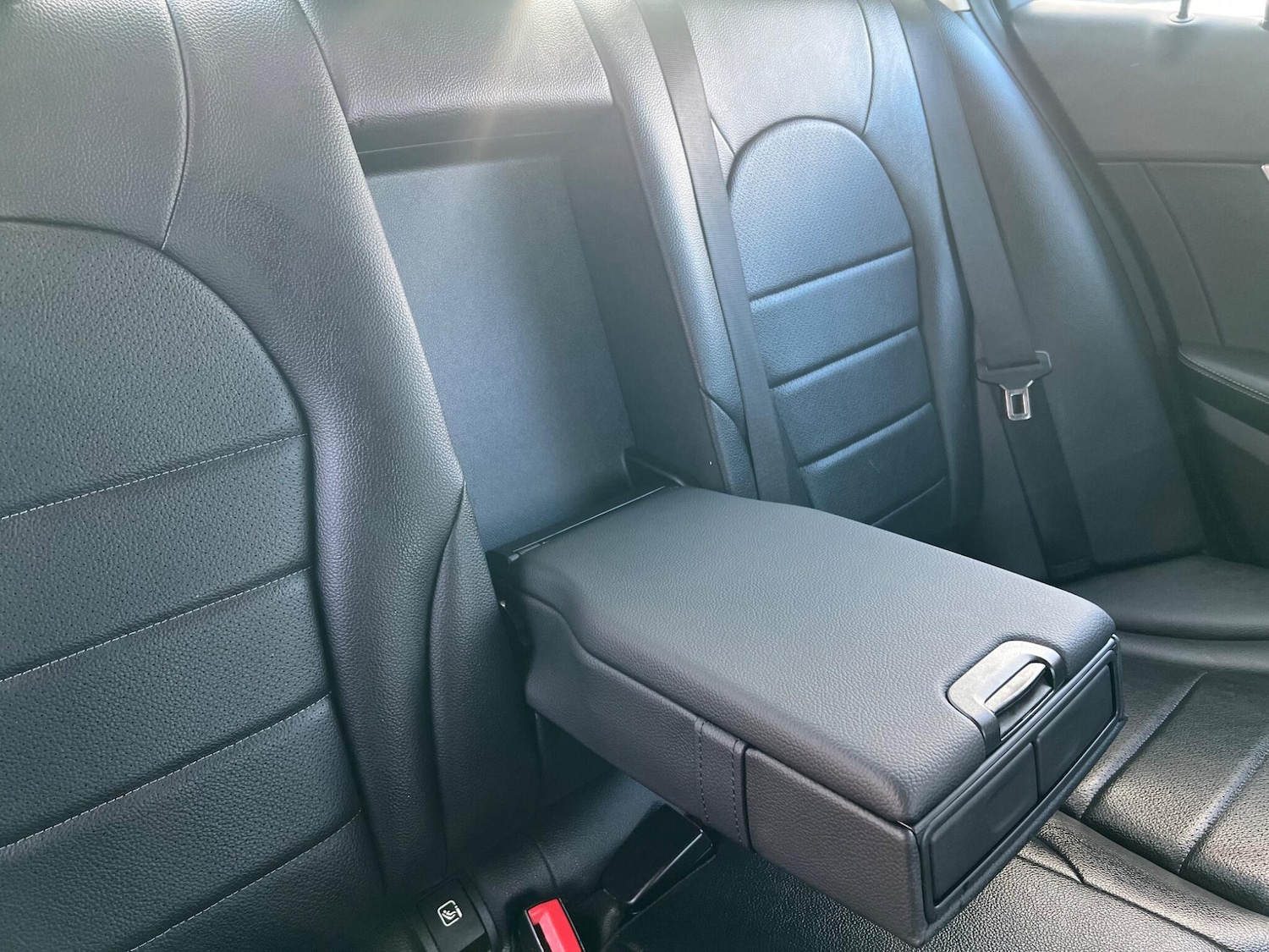 Used Mercedes-Benz C Class 2016 for sale - 77559110: Photo 61