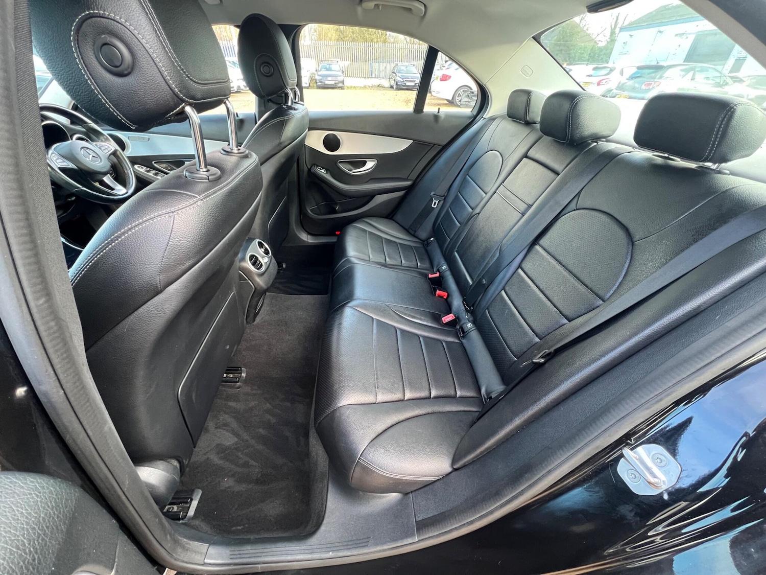 Used Mercedes-Benz C Class 2016 for sale - 77559110: Photo 65