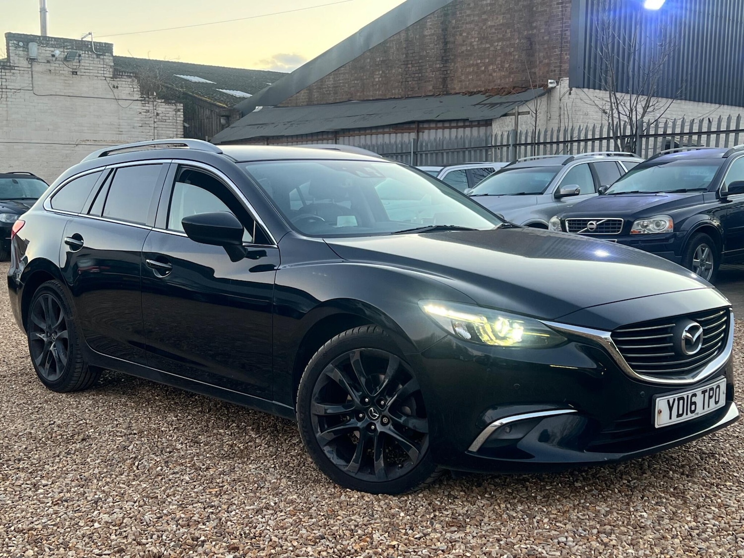 Used Mazda Mazda6 2016 for sale - 77029516: Photo 2