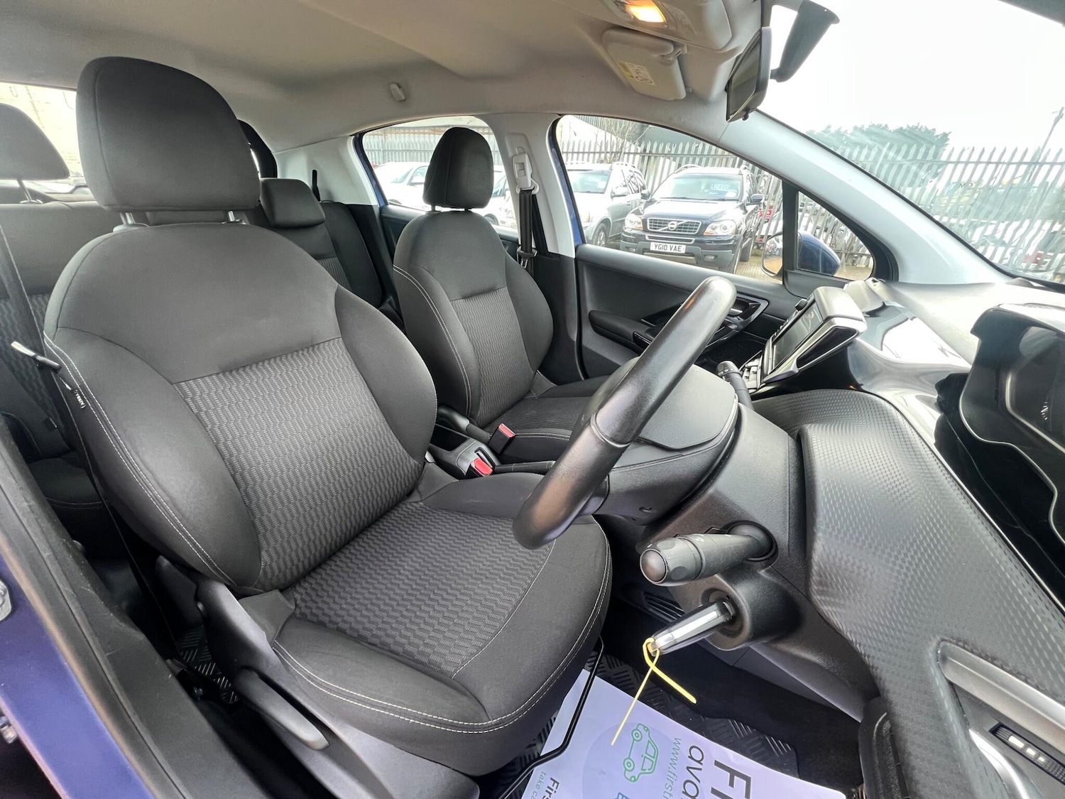 Used Peugeot 208 2017 for sale - 77191166: Photo 28